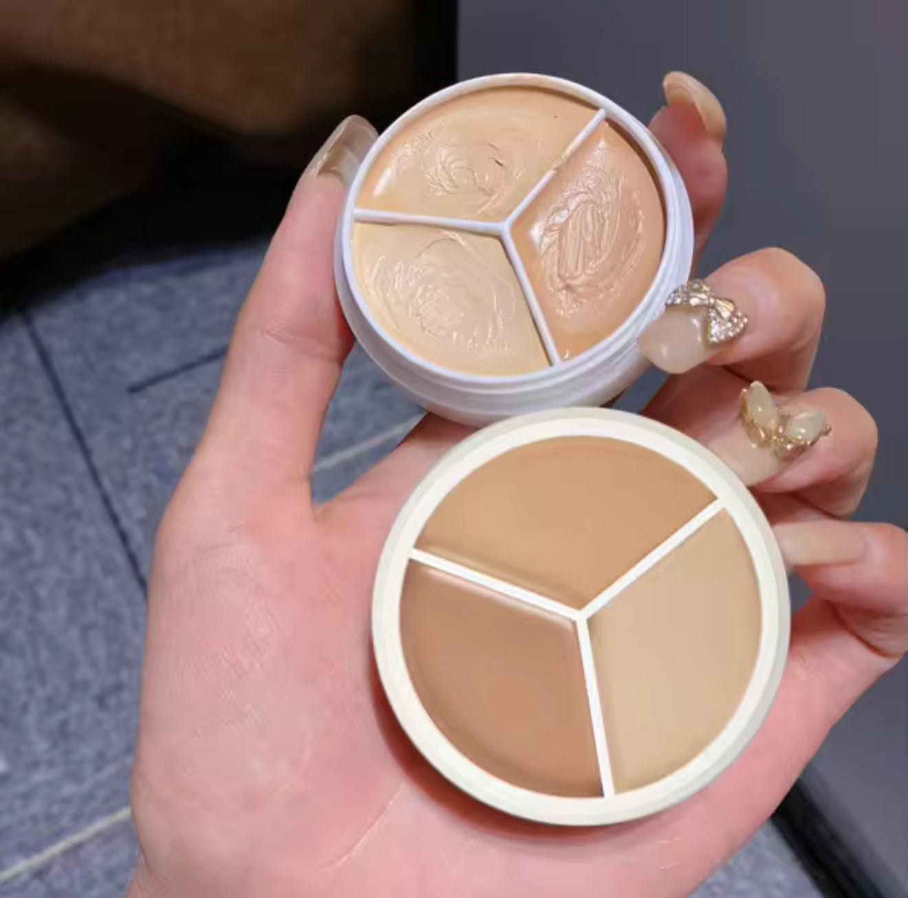 Viral 3 Shade Concealer