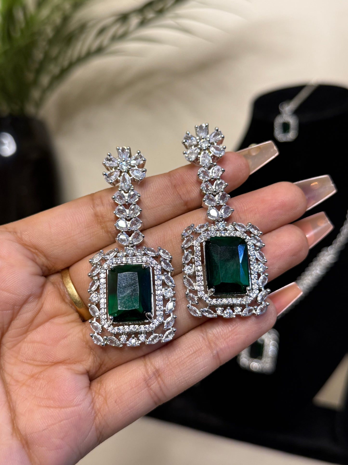 Selina AD Necklace + Earrings (Emerald Green) (FLAT 50% OFF RIGHT NOW)