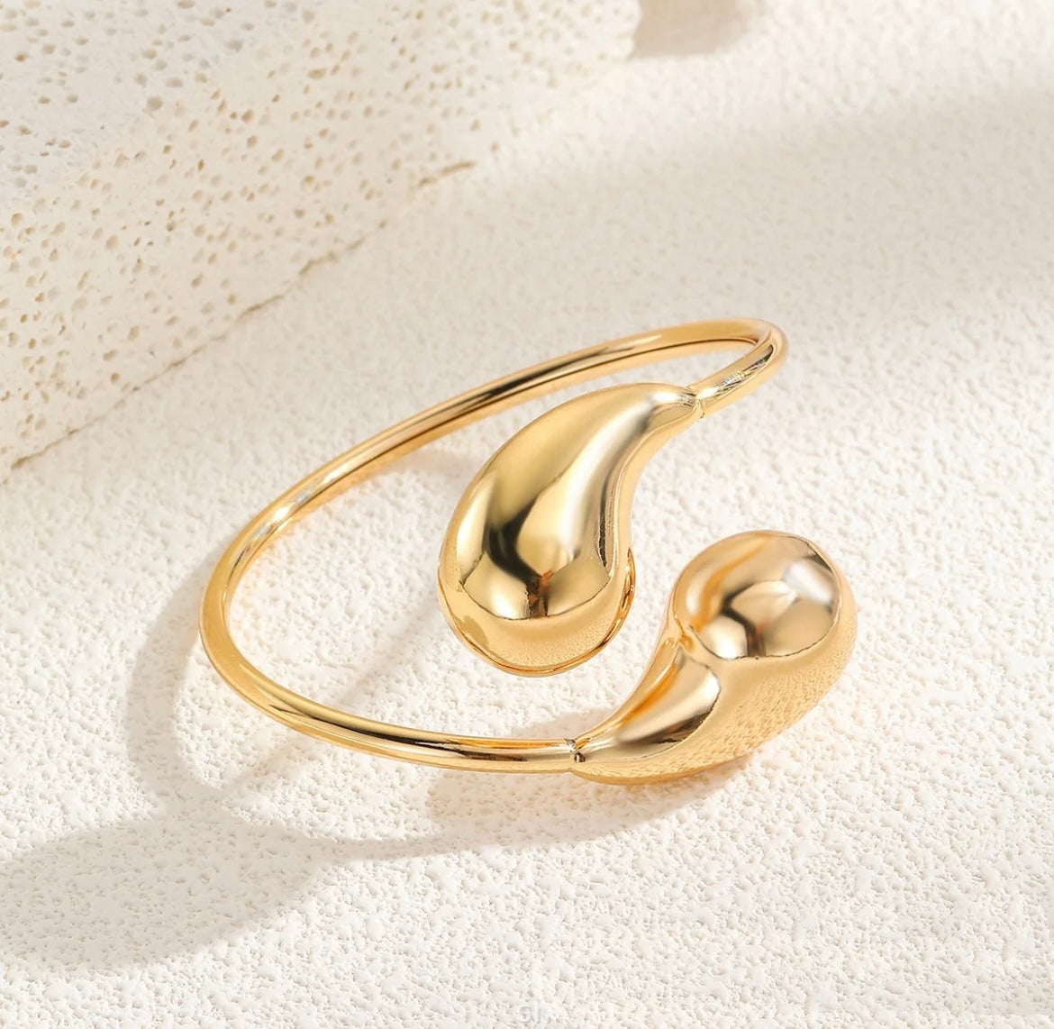 Drop Style Bracelet