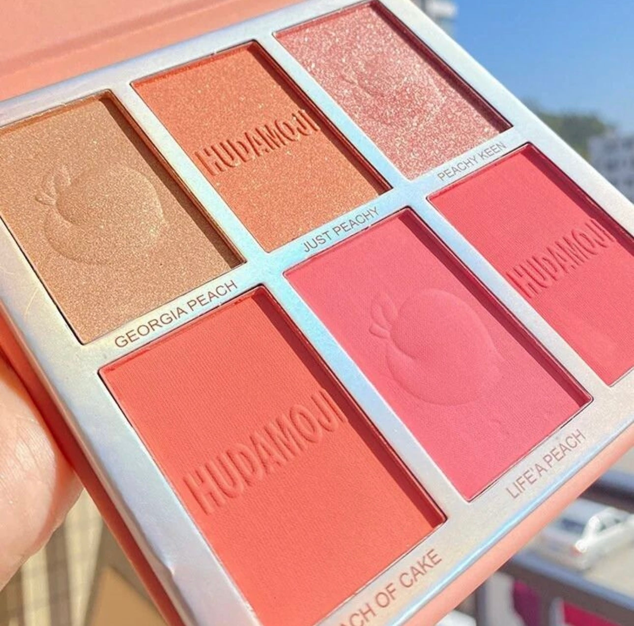 Hudamoji Belini Blusher + Highlighter Palette