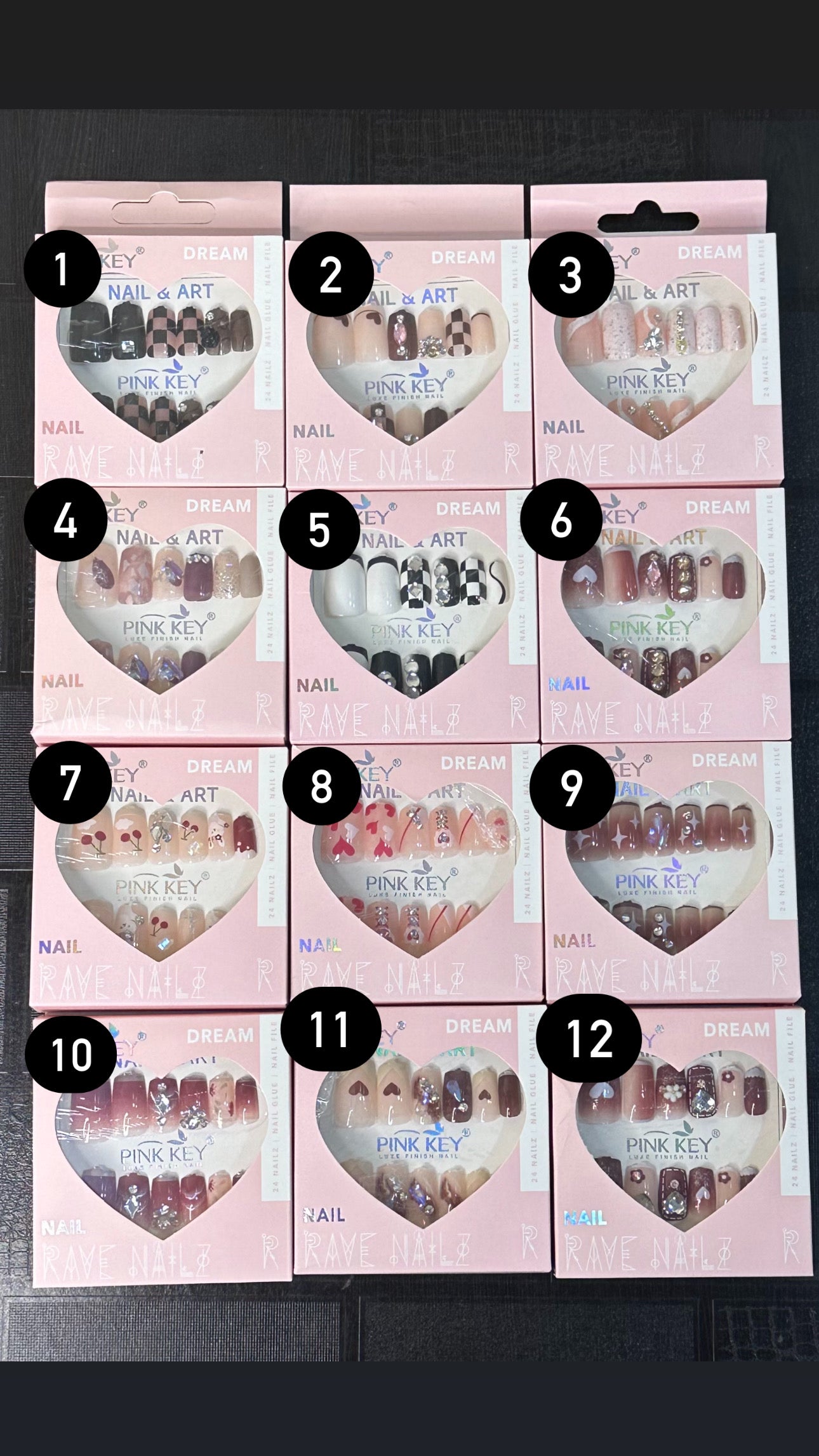 Luxury Short Nails ( Random )