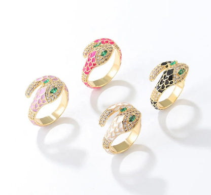 Snake Pattern Ring With Emerald (Adjustable)