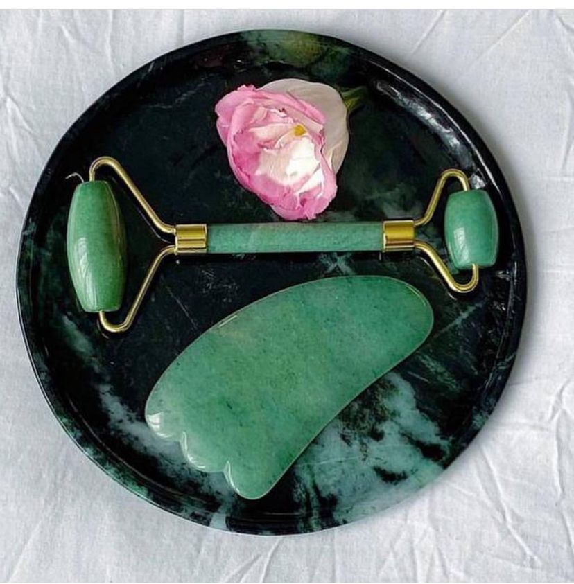 Jade Roller + Gua Sha