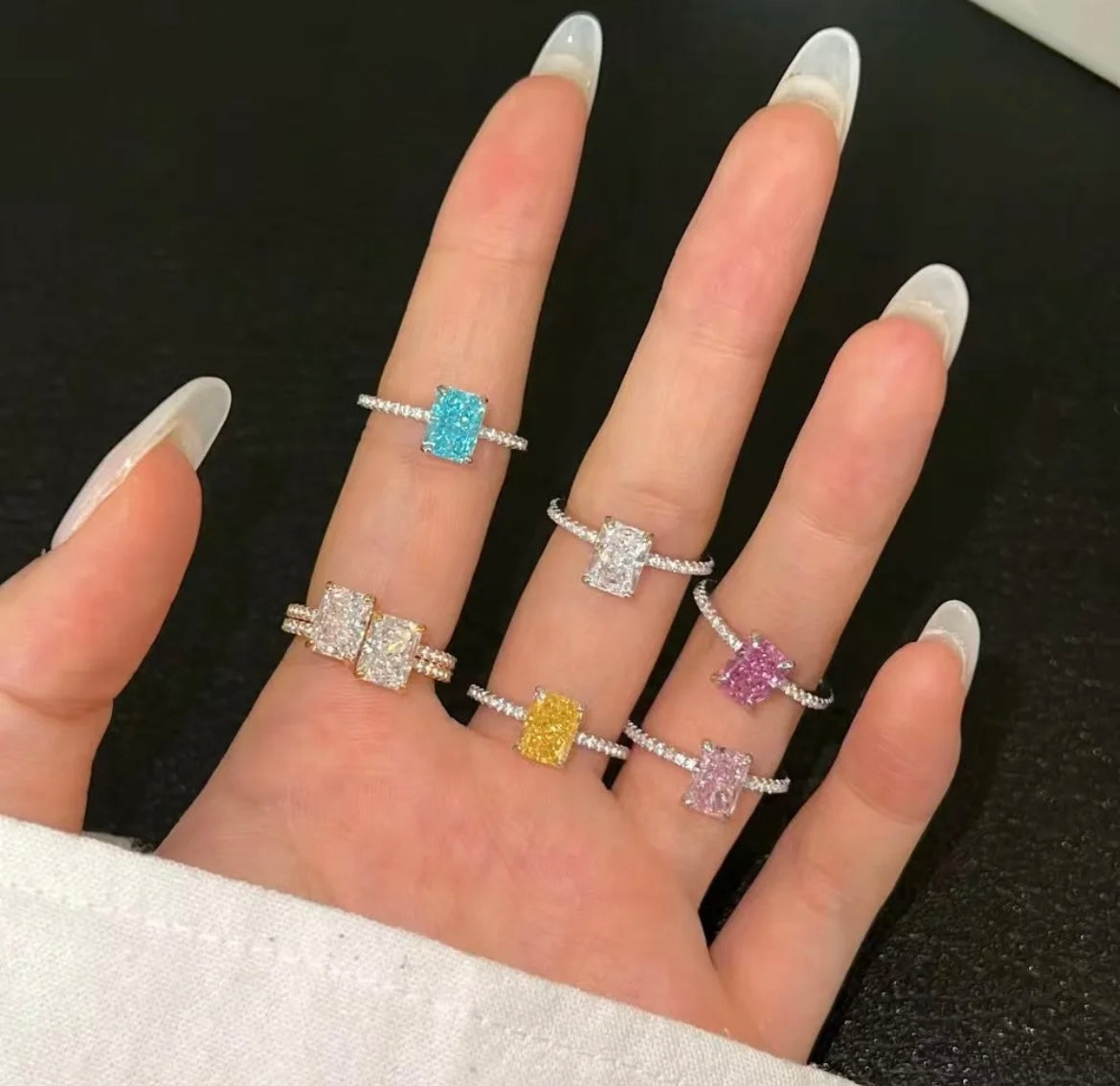 Arianna Ring (Adjustable) (FLAT 50% OFF RIGHT NOW)