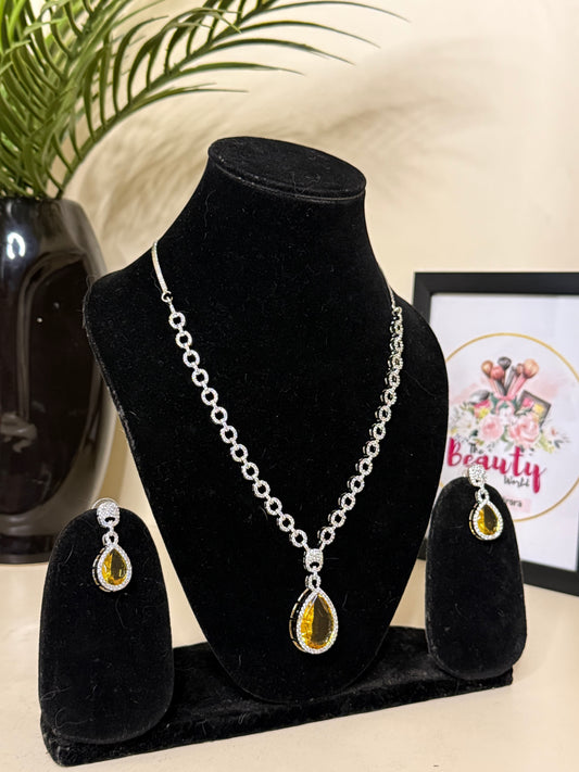 Daisy AD Necklace + Earrings (FLAT 50% OFF RIGHT NOW)