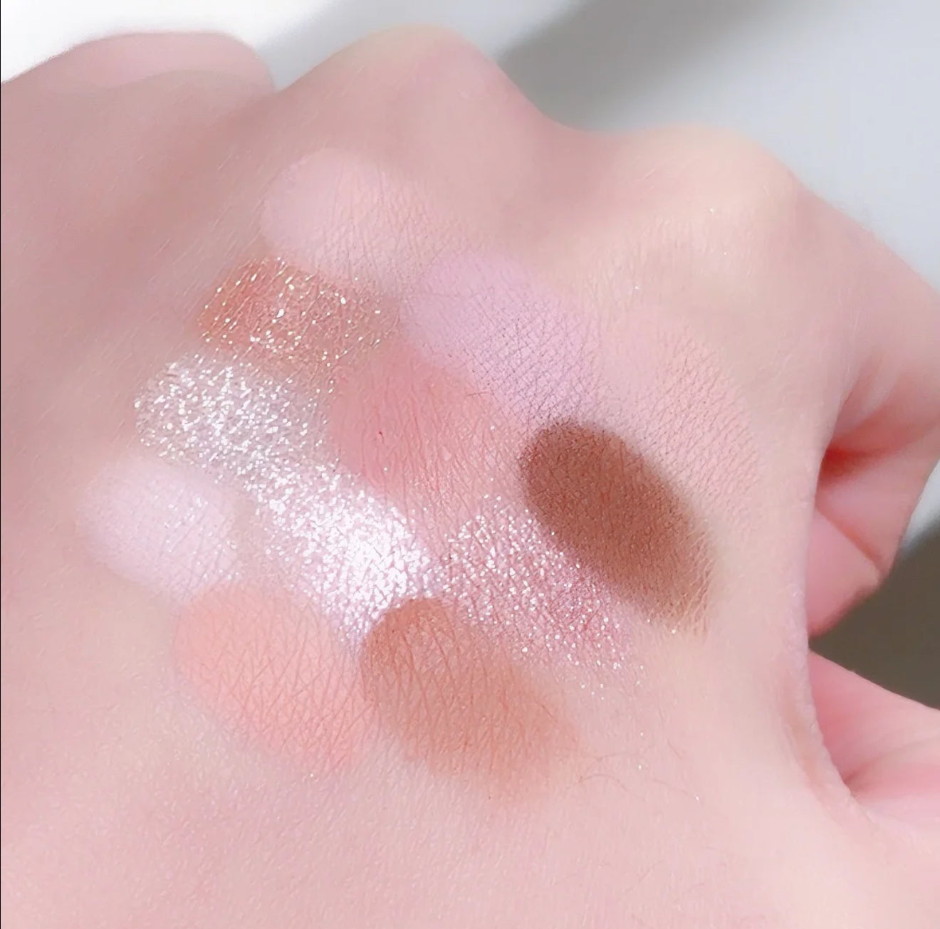 Korean Heart Eyeshadow