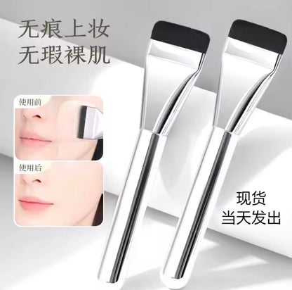 Flat Foundation Brush