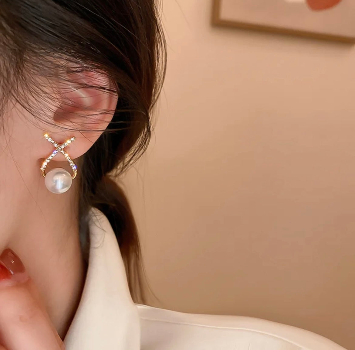 Elena Pearl Earrings