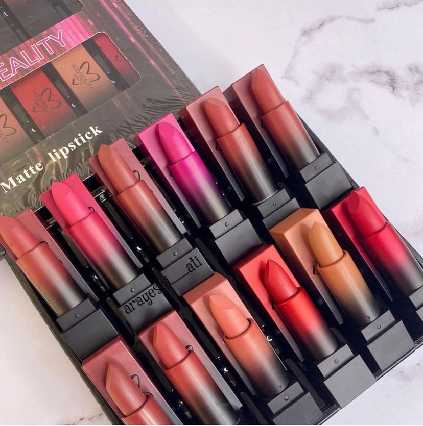 Huda Beauty Bullet Lipstick Set