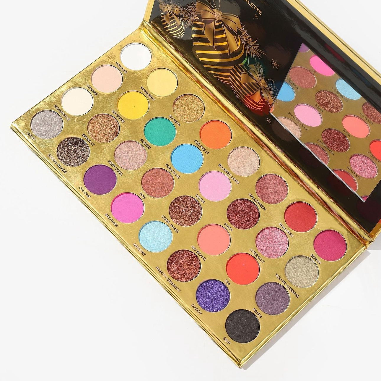 Merry Christmas Eyeshadow Palette