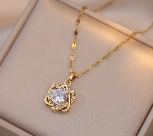 Disney Heart Pendant With Pearl Stone