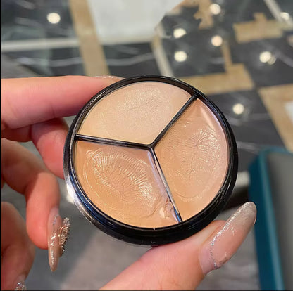 Viral 3 Shade Concealer